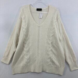 New Lane Bryant size 22/24 White Cable Knit V Neck Slouchy Preppy Sweater